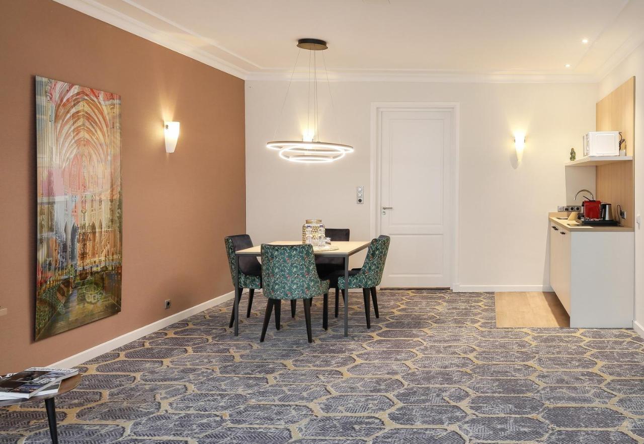 Boutique Hotel Jeroen 스헤르토헨보스 외부 사진